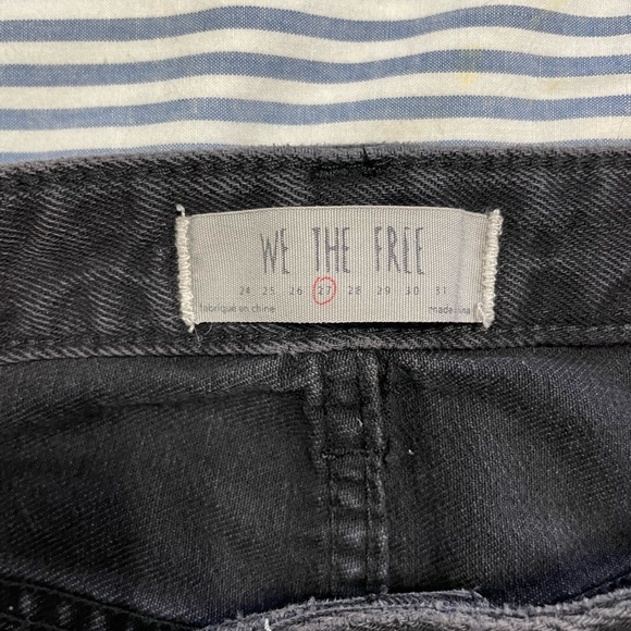 We the Free Vintage Flare Frayed Raw Hem Jeans Size 27 - Picture 4 of 7